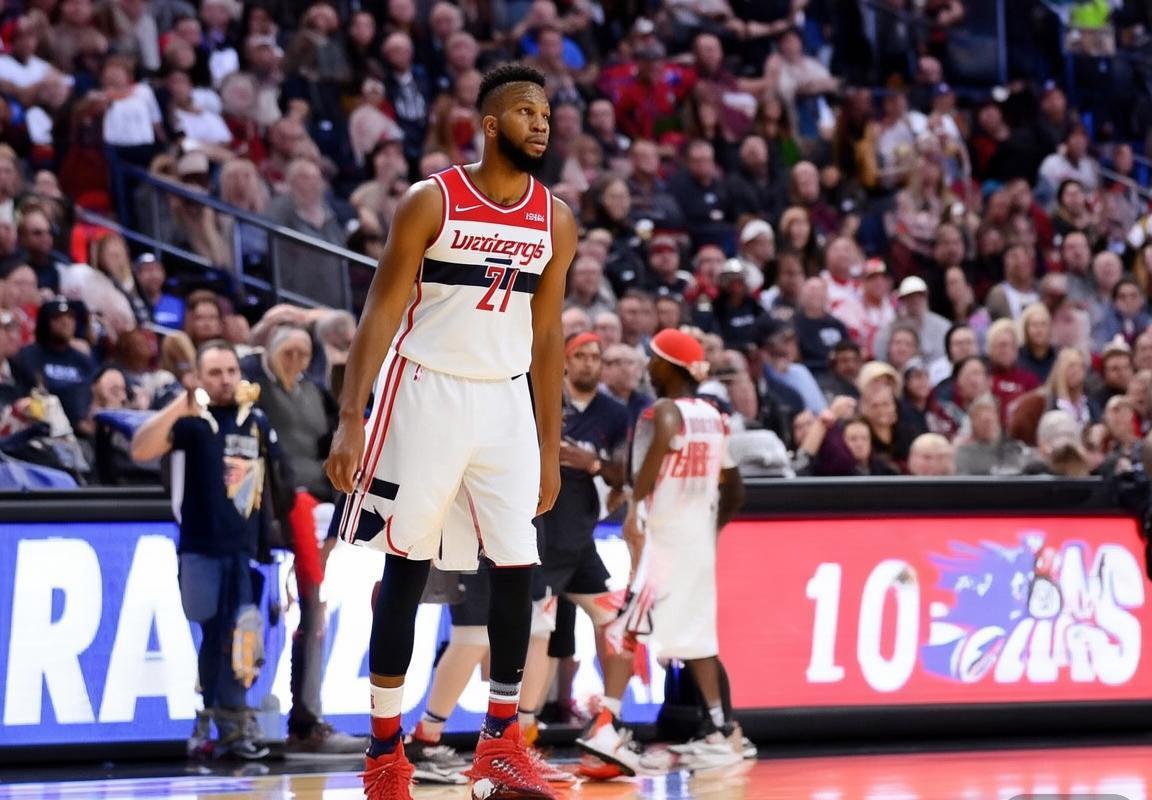 华盛顿奇才队战绩不佳，库兹马领衔年轻球队成长阵痛，解析重建阶段必经之路